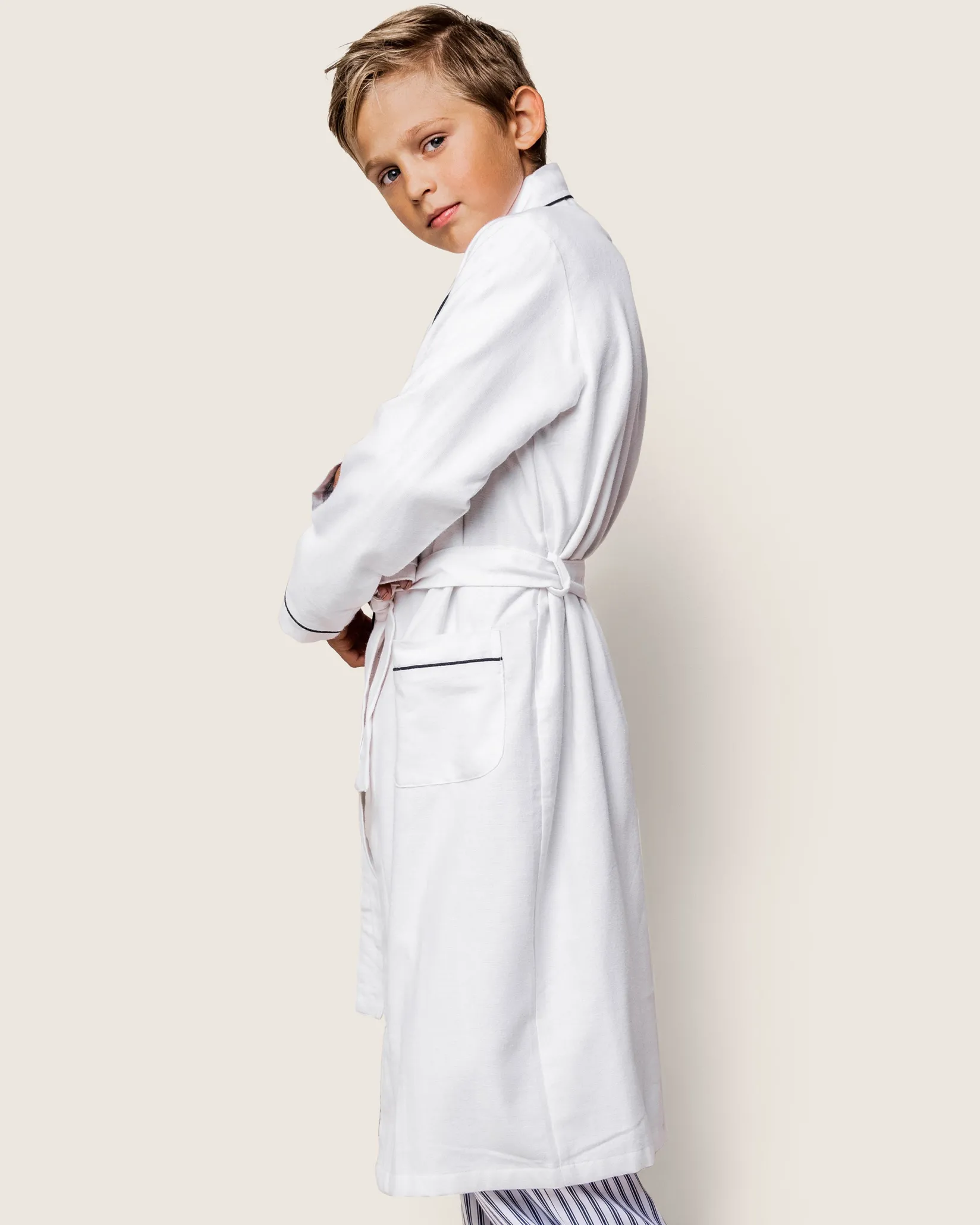 Kids Petite Plume Kid's Flannel Robe in White with Navy Piping