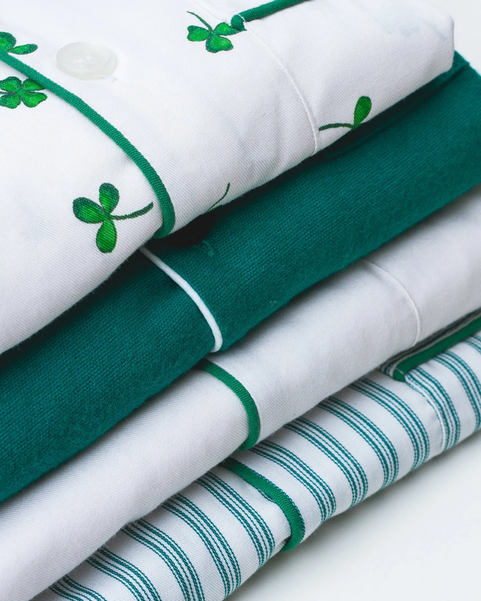 Kids Petite Plume Kid's Twill Pajama Set in Shamrocks