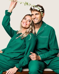 Petite Plume Men's Flannel Pajama Set in Forest Green