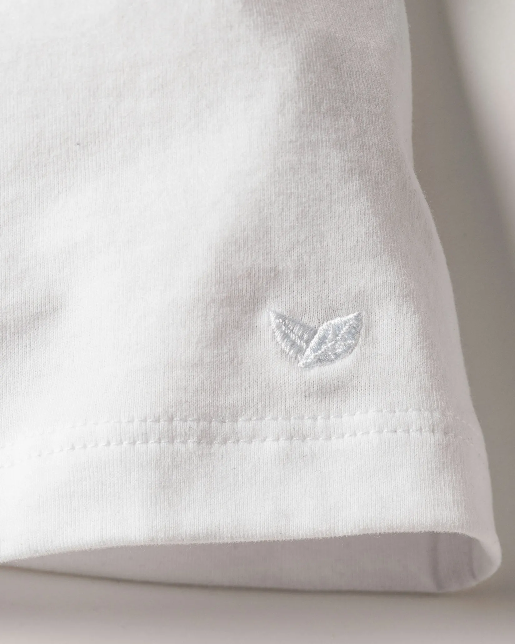 Women Petite Plume Women's Pima Long Sleeve Top in White